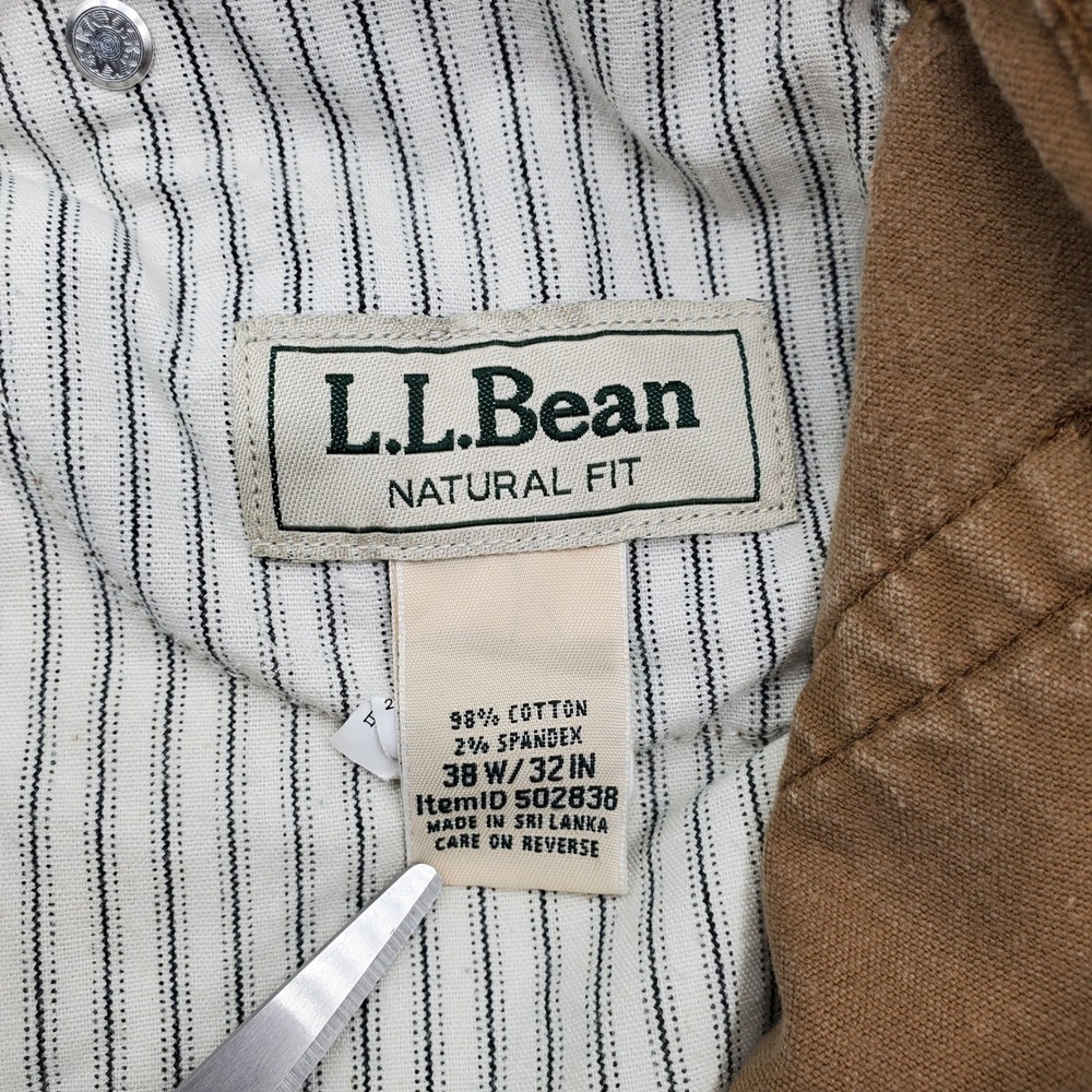 LL Bean Natural Fit Corduroy Pants Mens 38W 30.5 in seam Tan Cotton Blend - Picture 2 of 8